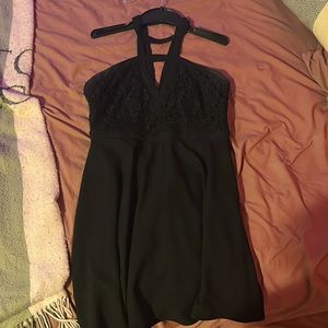Black lulus dress. size medium